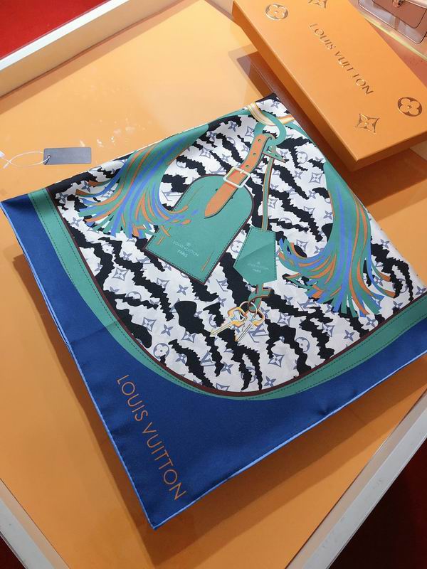 LV silk scarf 90X90cm E34 (4)